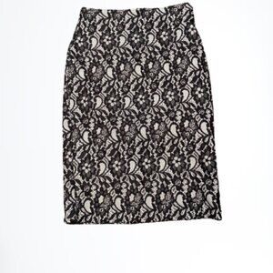 Worthington black & white lace design pencil skirt